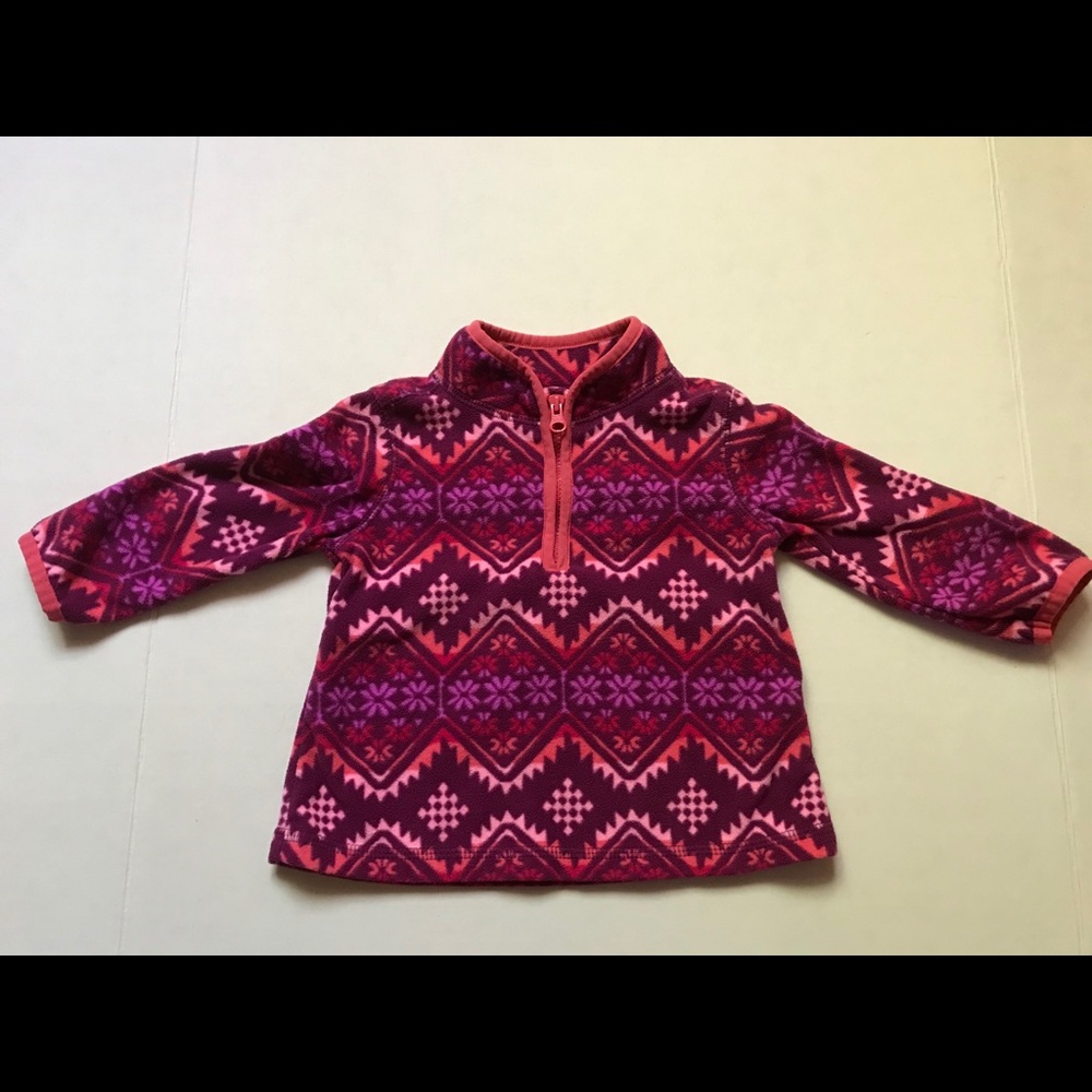 Oshkosh B’Gosh girls pullover fleece jacket.